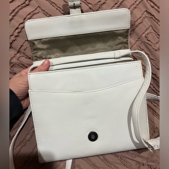 Enzo Angiolini Genuine Leather Crossbody Shoulder Bag Purse - Picture 4 of 7